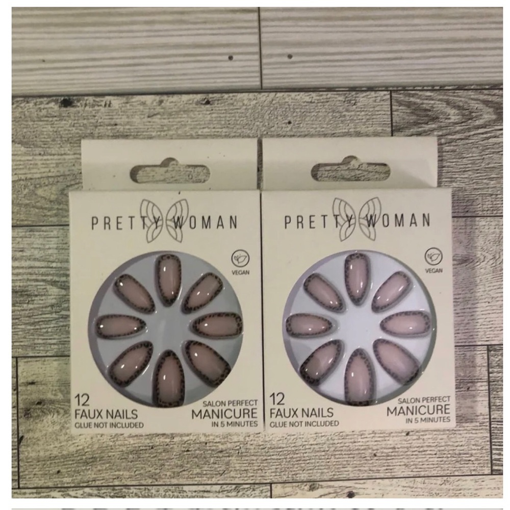 Pretty Woman Nails Salon Perfect Manicure 2 packs (12 nails each)
